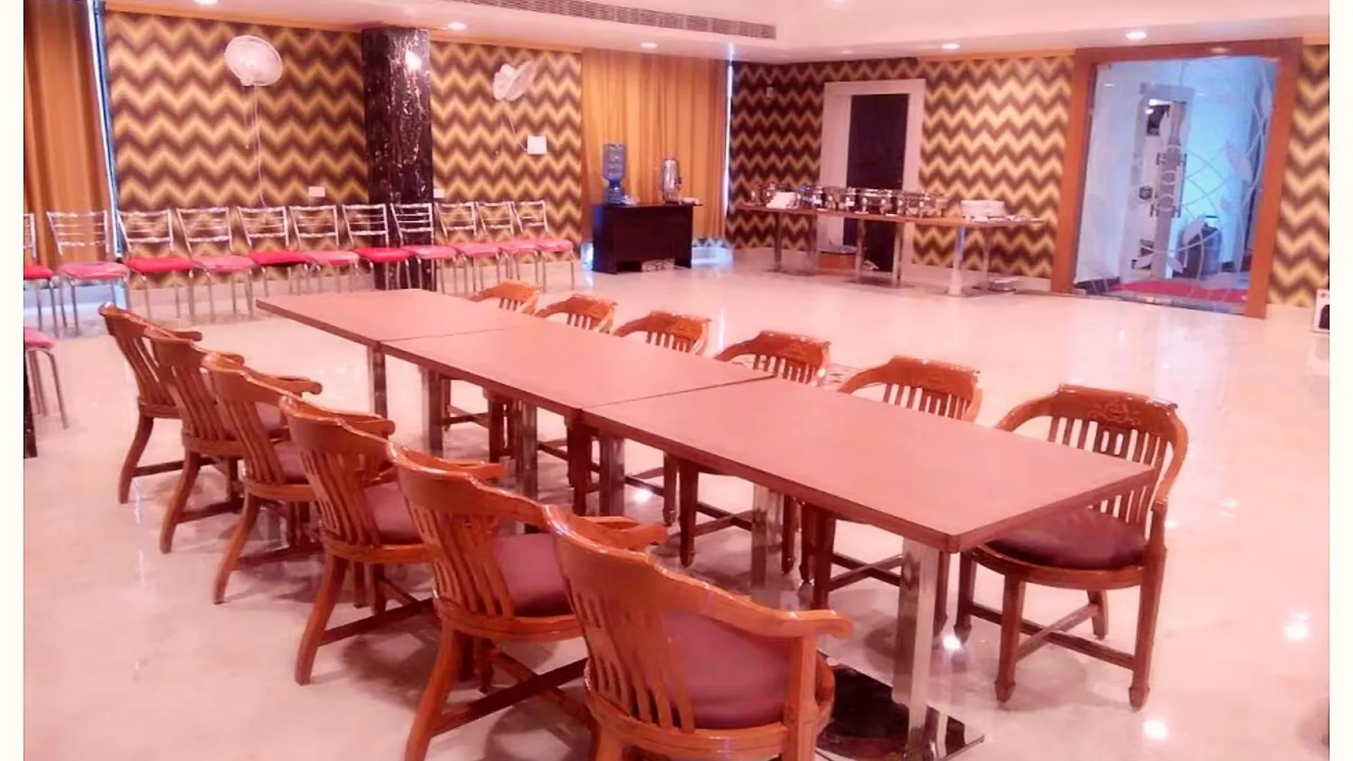 Hotel K K - Residency Premum Near Shree Kashi Vishwanath Temple - A Top Four Star Hotel In Varanasi